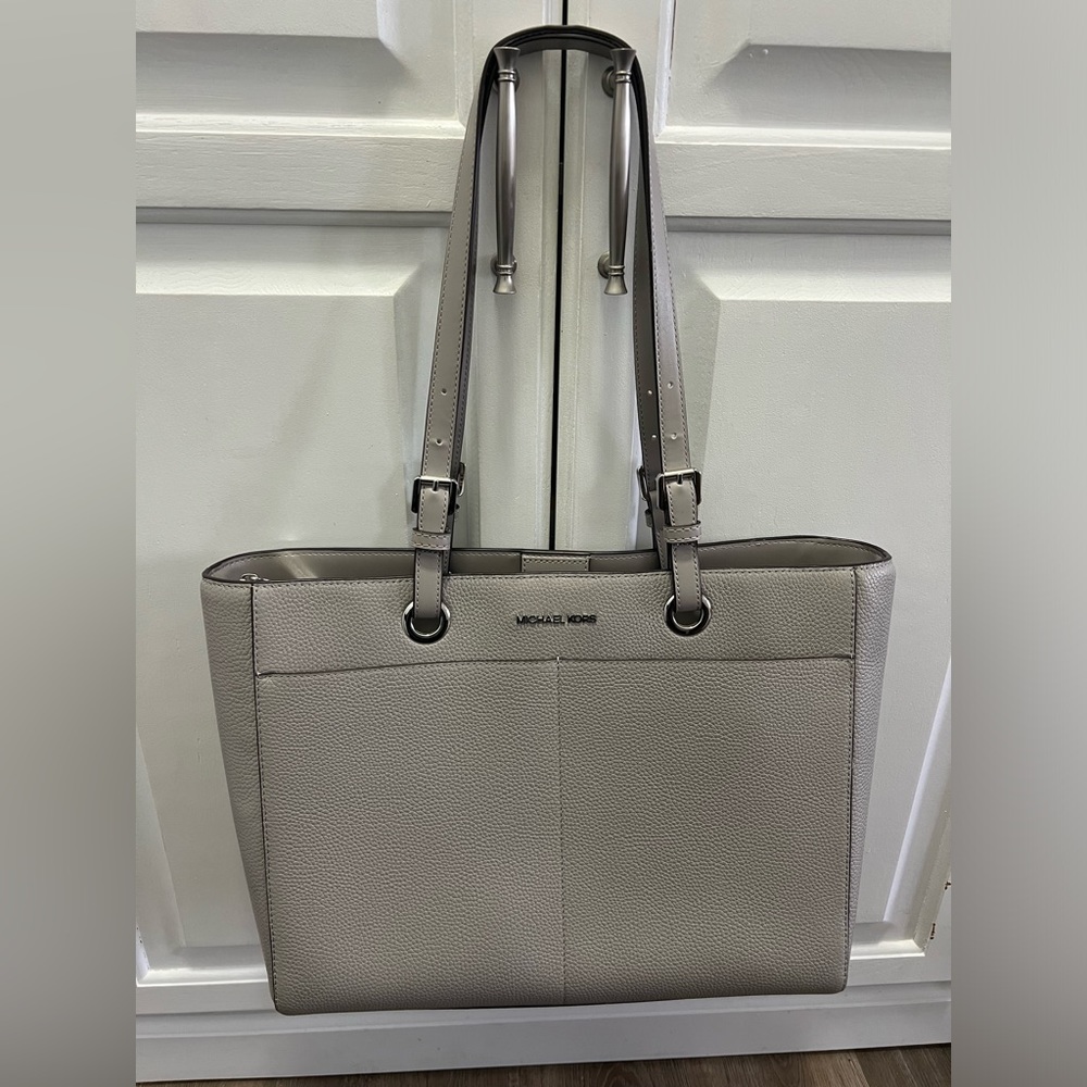 Michael Kors Jet Set Travel Large Commuter Tote